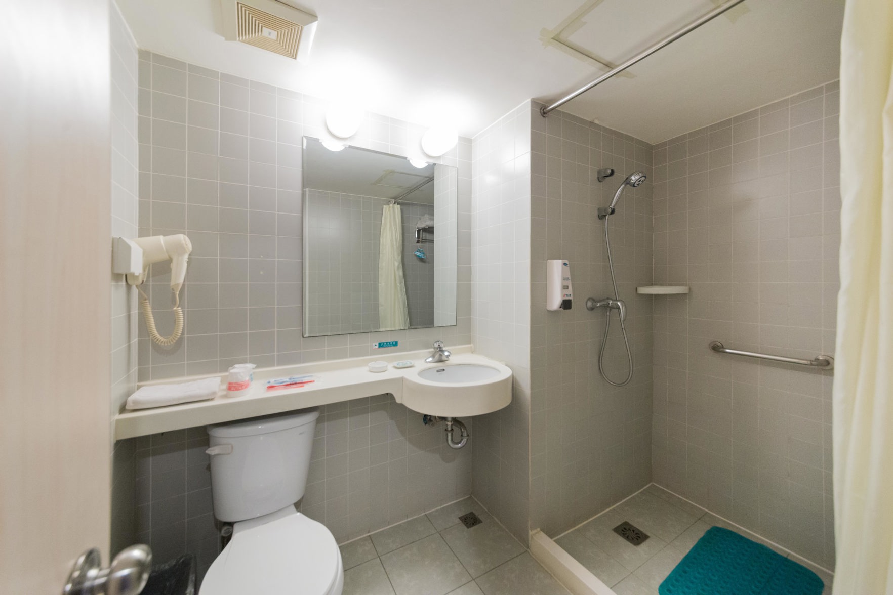 Magnotel Hotel (Shenyang Army General Hospital) 2*