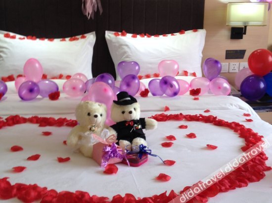 Yeste Hotel (Nanning Hengyang East Road  Mingxiu subway station ) 3*