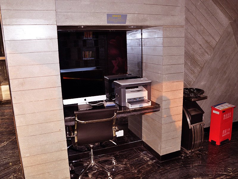 Yeste Hotel (Nanning Hengyang East Road  Mingxiu subway station ) 3*
