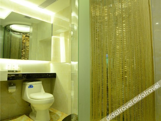 Yeste Hotel (Fangchenggang Cross-Sea Bridge) 2*