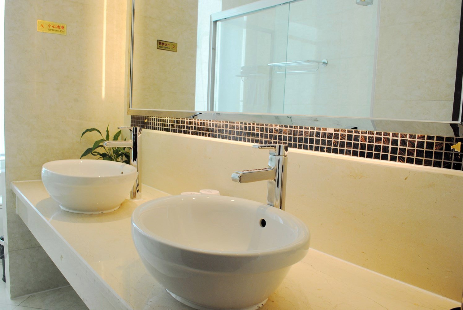 Changguangxi Hotel 3*