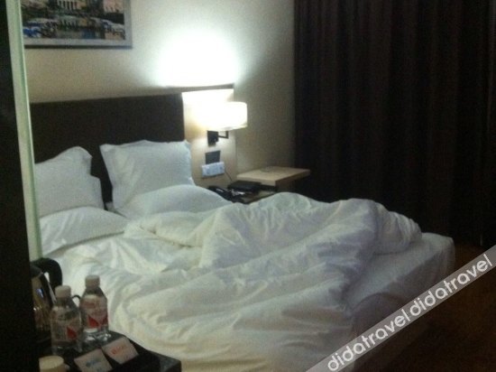 Yeste Hotel (Nanningjiangnanwanda Tingjiang Road) 2*