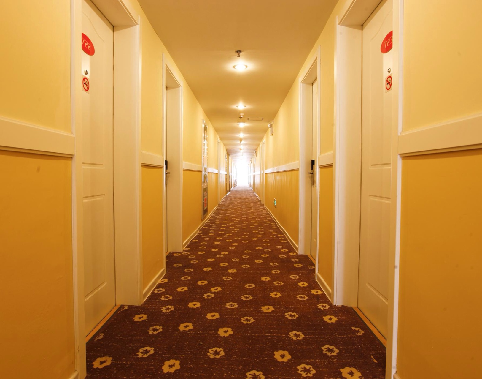 Homeinn Hotel (Baishan Railway and Coach Terminal) 2*