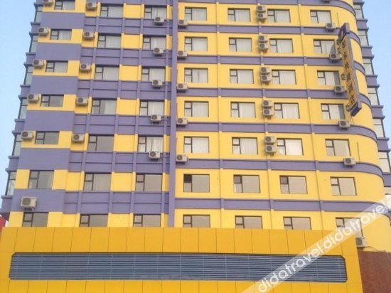 Homeinn Hotel (Shenyang Xinlibao Agricultural University) 2*