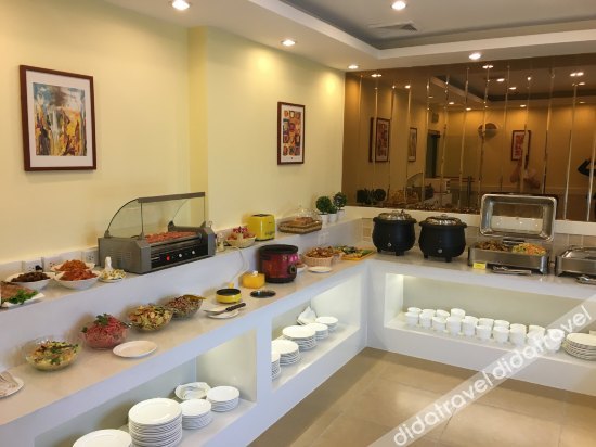 Homeinn Hotel (Shenyang Huanggu Tawan Xingshun Night Market Subway Station) 2*