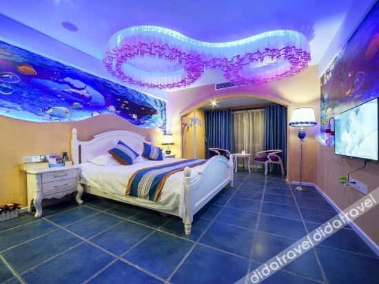 Ant E-Sports Hotel 0*