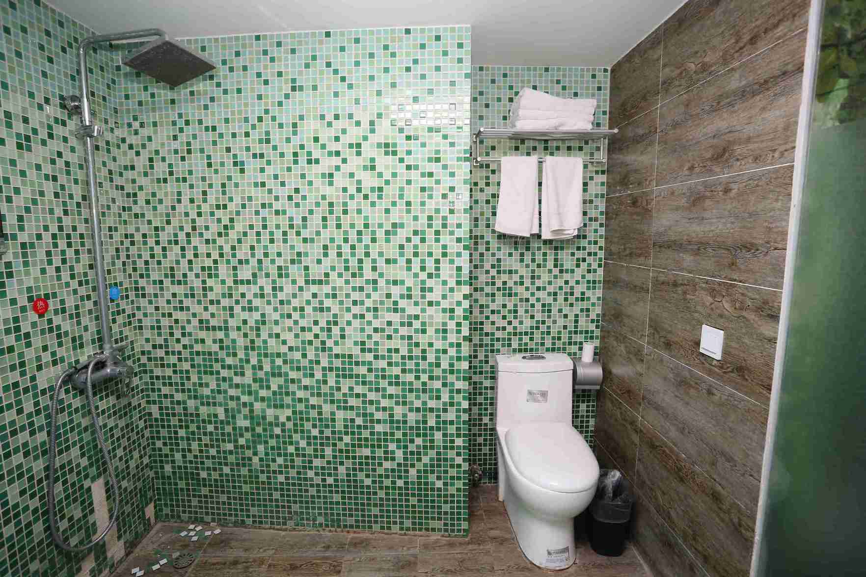 Ant E-Sports Hotel 0*