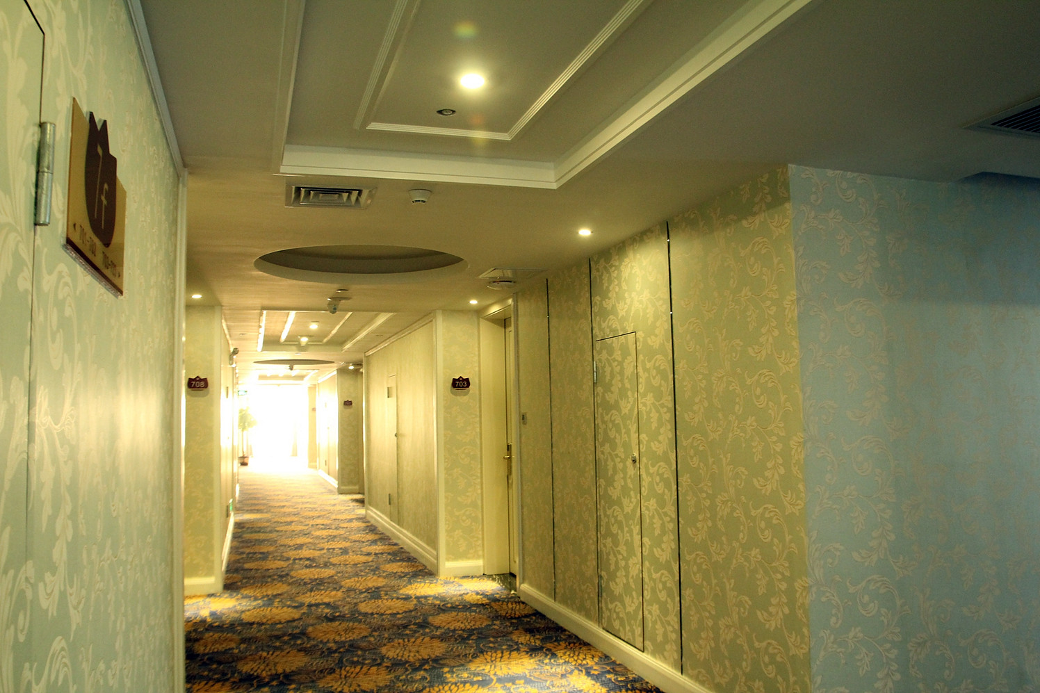 Tianyi International Hotel (Zhongshan Tanzhou Commercial Center) 3*