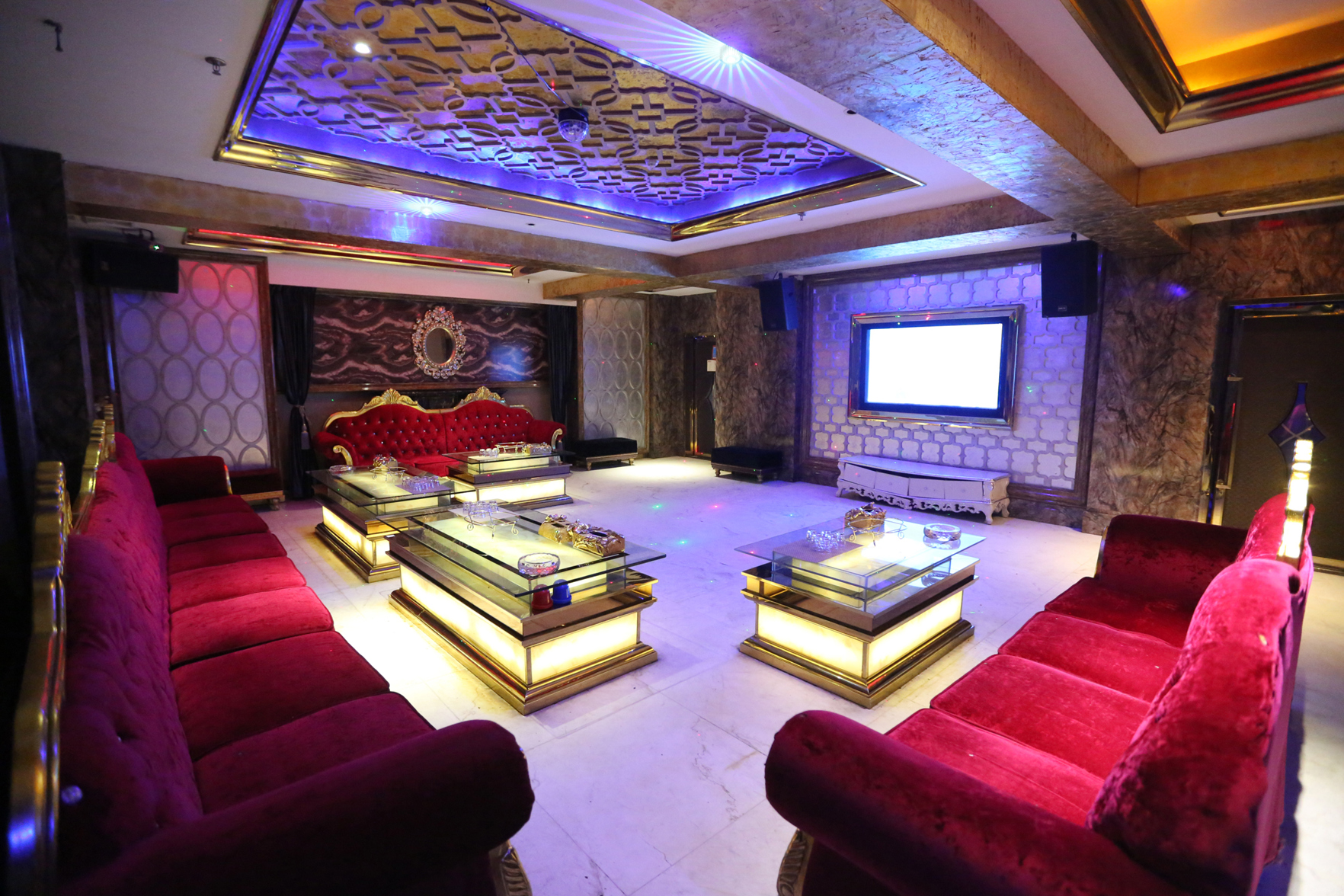 Xiangxiang Hotel 3*