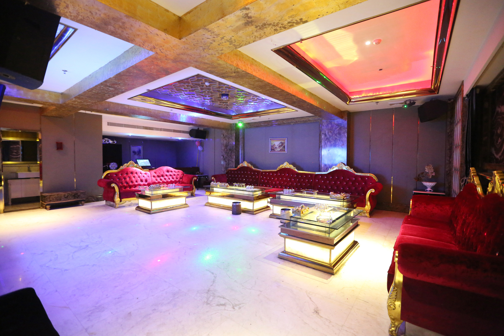 Xiangxiang Hotel 3*