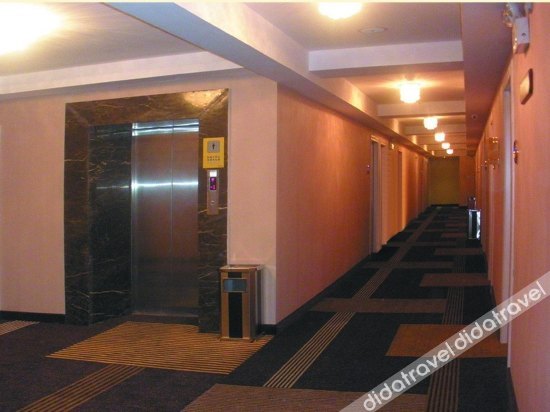 Shankee Coffee Style Hotel (Fuzhou Dongjiekou Shopping Center East Street Entrance Subway Station) 2*