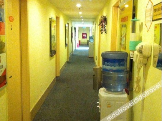 99 Inn Chengdu Fuqin West Road 2*