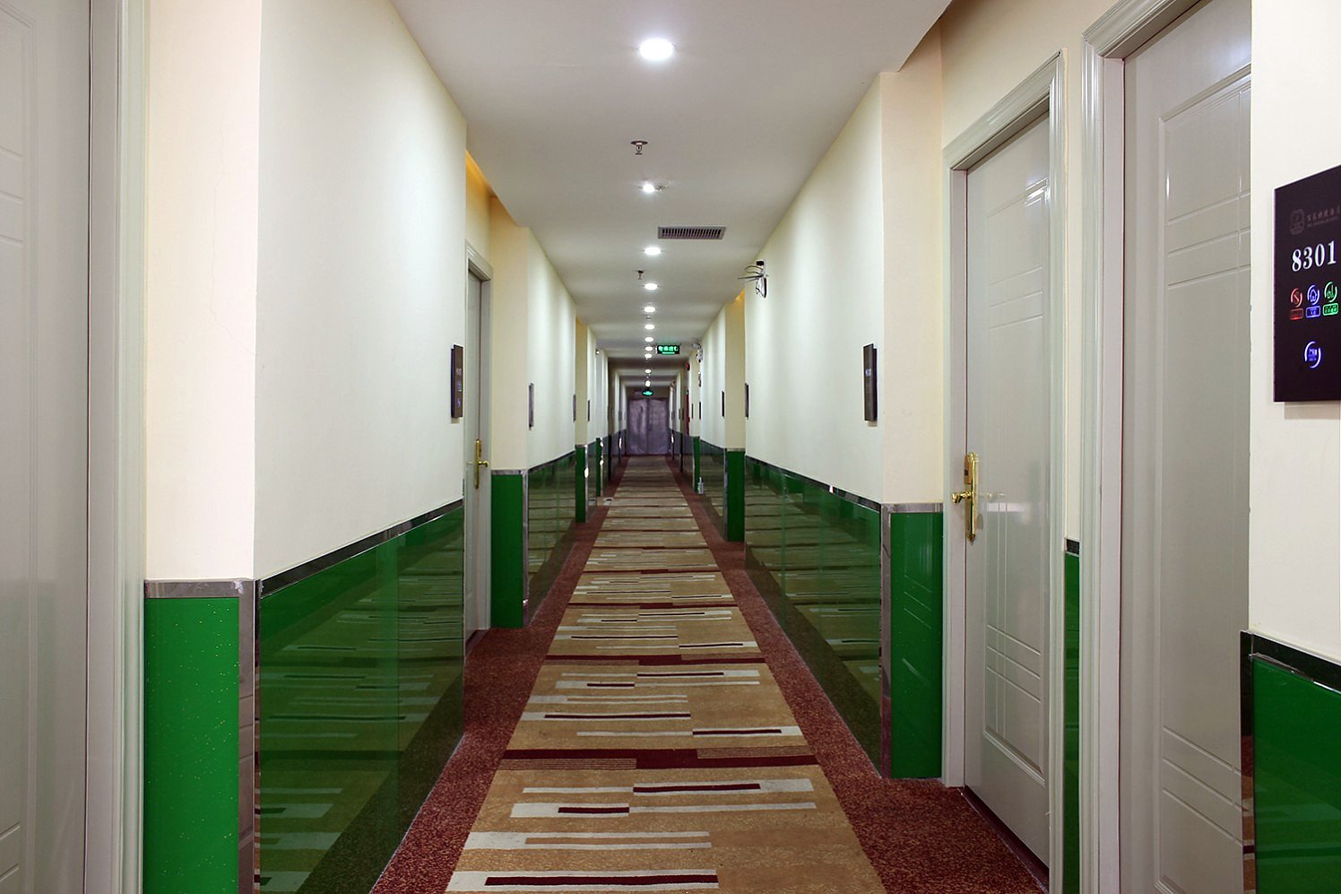 Baijia Express Hotel 2*