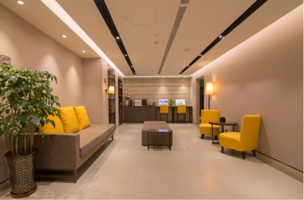 Homeinn Plus Hotel (Lanzhou Zhangye Road Xiguan Subway Station) 3*
