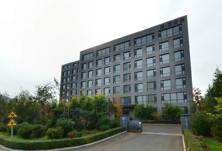Jujian Hotel 3*