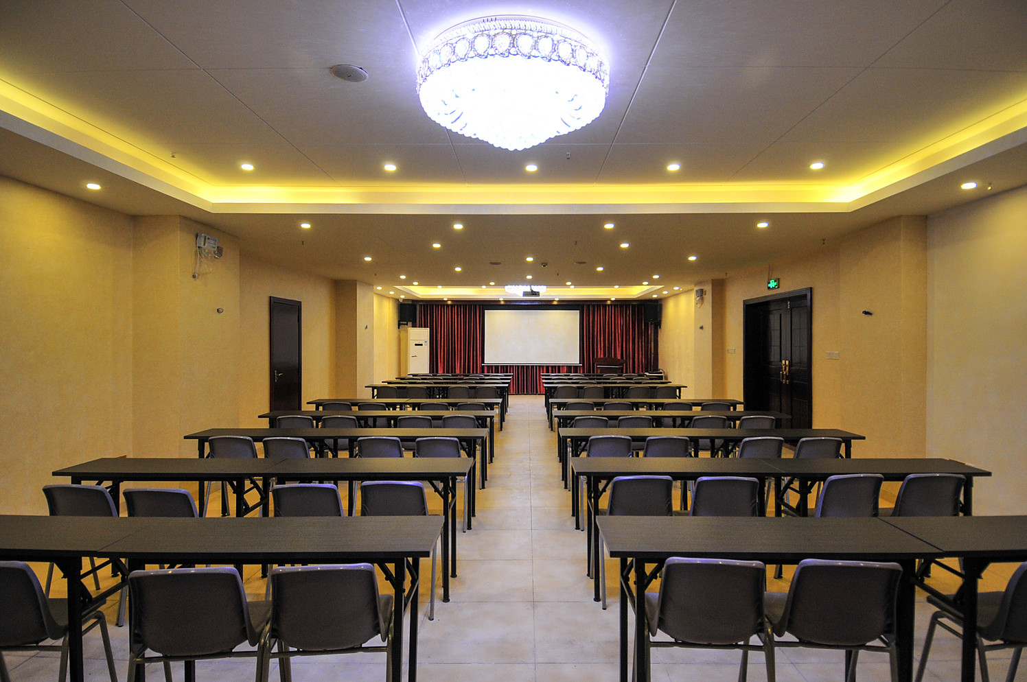GreenTree Inn Sanya Yalong Bay Yingbin Avenue Business Hotel 2*