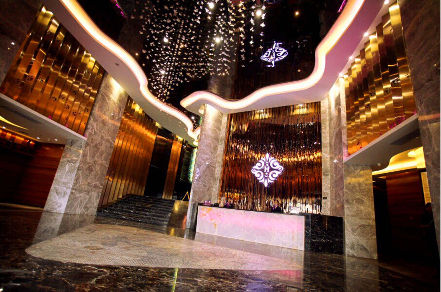 Heng Rong Hotel 3*