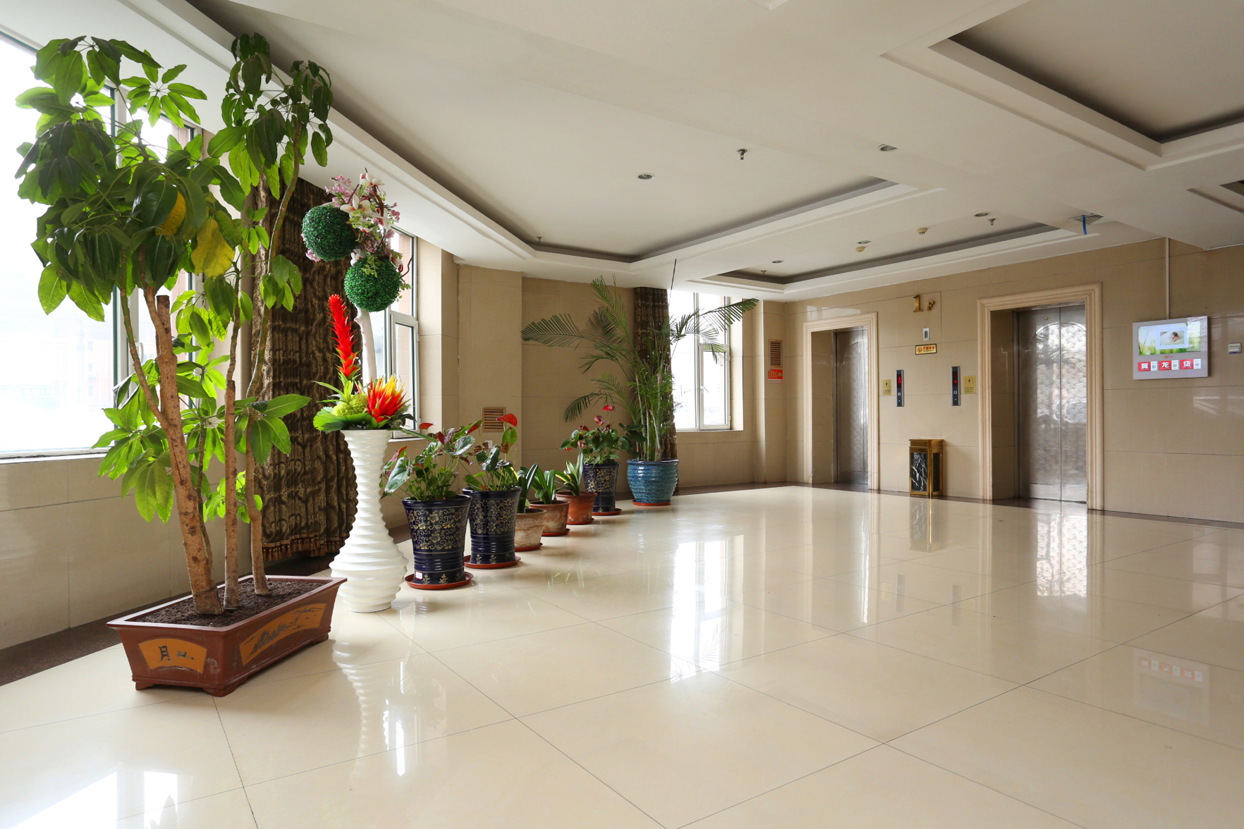 Fugui Grand Hotel 3*