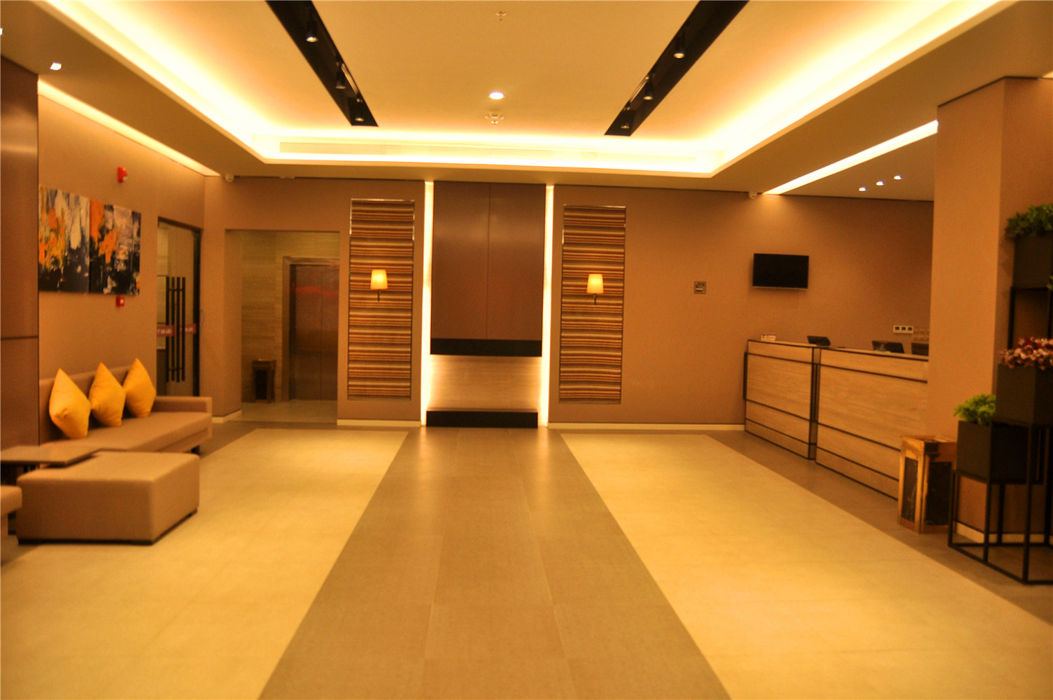 Homeinn Selected Hotel (Huanghua Canghai Road Xinyulou) 3*