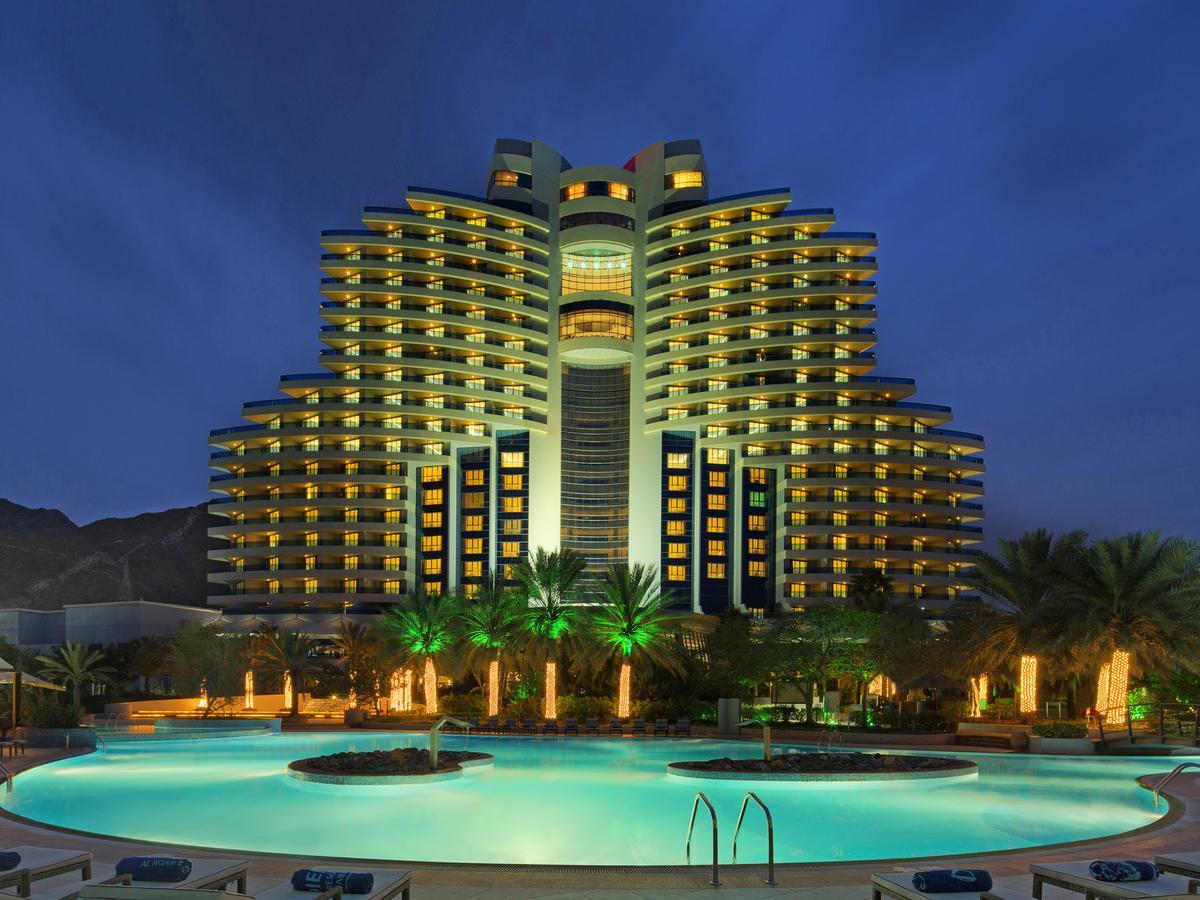 Туры в Le Meridien Al Aqah Beach Resort