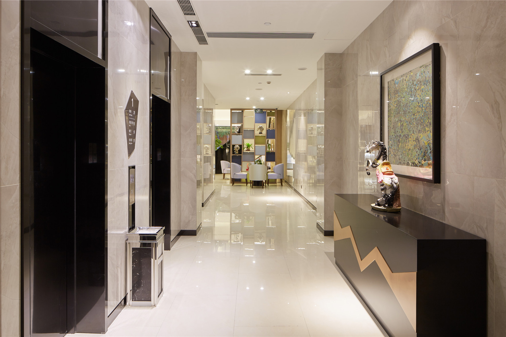 Echarm Hotel (Nanning Jiangnan Wanda Plaza Baisha Avenue) 3*