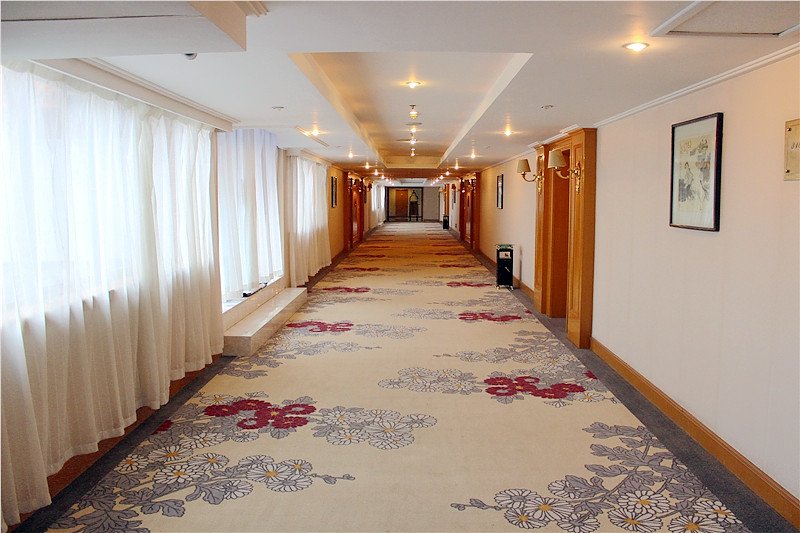 Maison New Century Hotel Yingzhou Yancheng 4*