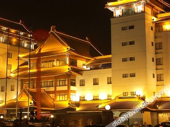 Maison New Century Hotel Yingzhou Yancheng 4*