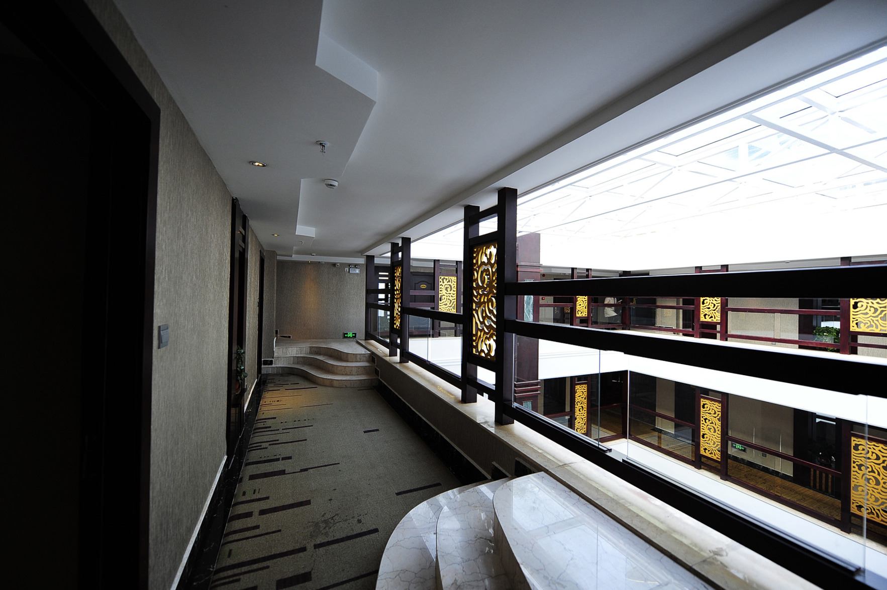 Shuiyuntian Hotel 3*