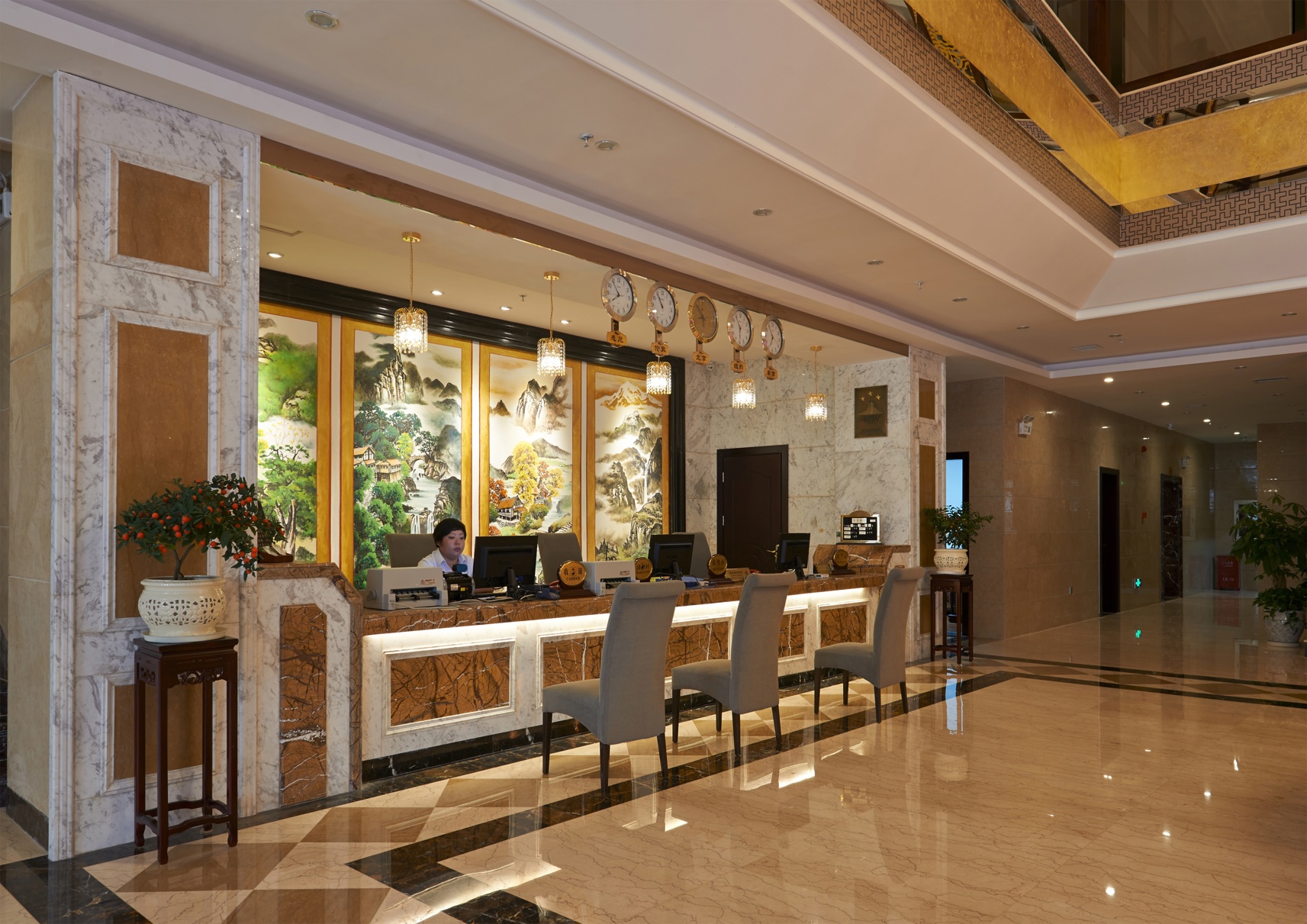 Shuiyuntian Hotel 3*