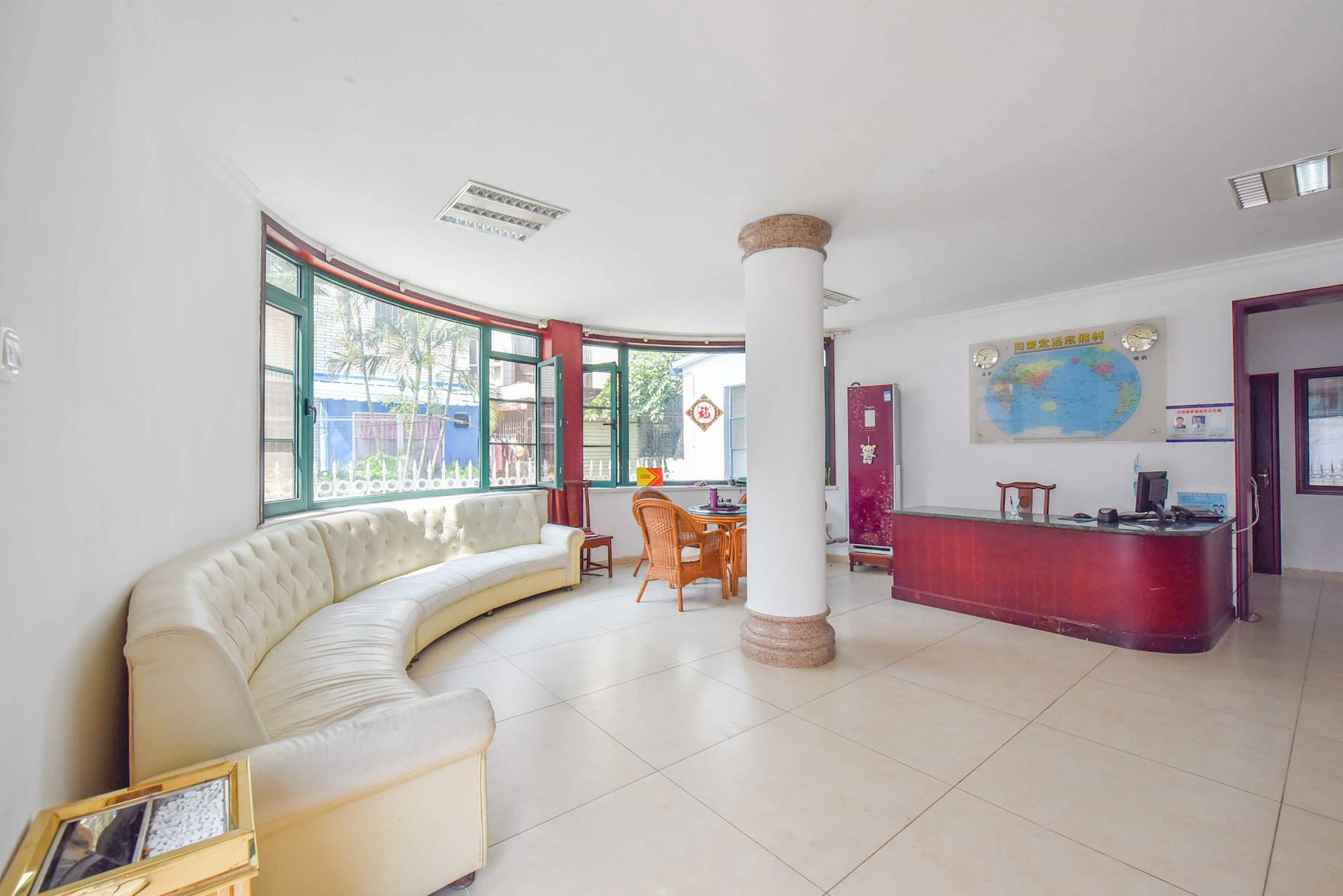 Haikou Tongzhi Resort Hotel (Hainan University North Gate) 2*