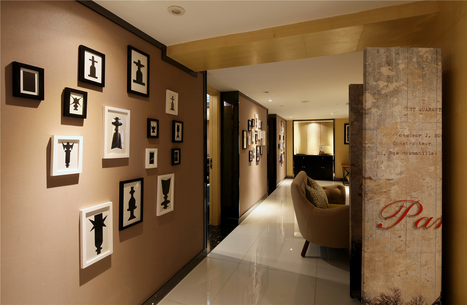 Dongmo Hotel (Train West Station Branch) 3*