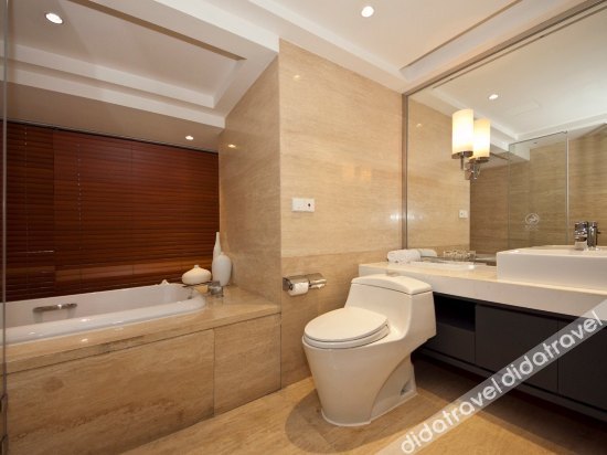 Aifeel Hotel 3*