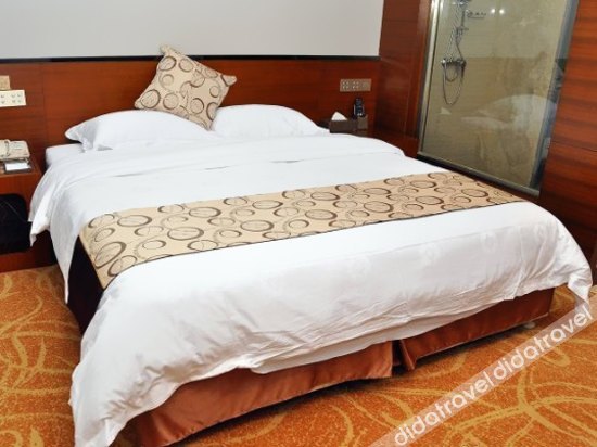 Baocong Hotel (Guangzhou Shaxi Metro Station International Hotel Supplies City) 3*