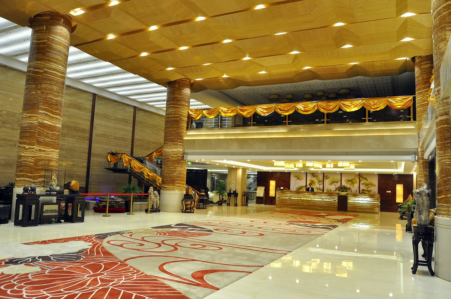 Baocong Hotel (Guangzhou Shaxi Metro Station International Hotel Supplies City) 3*
