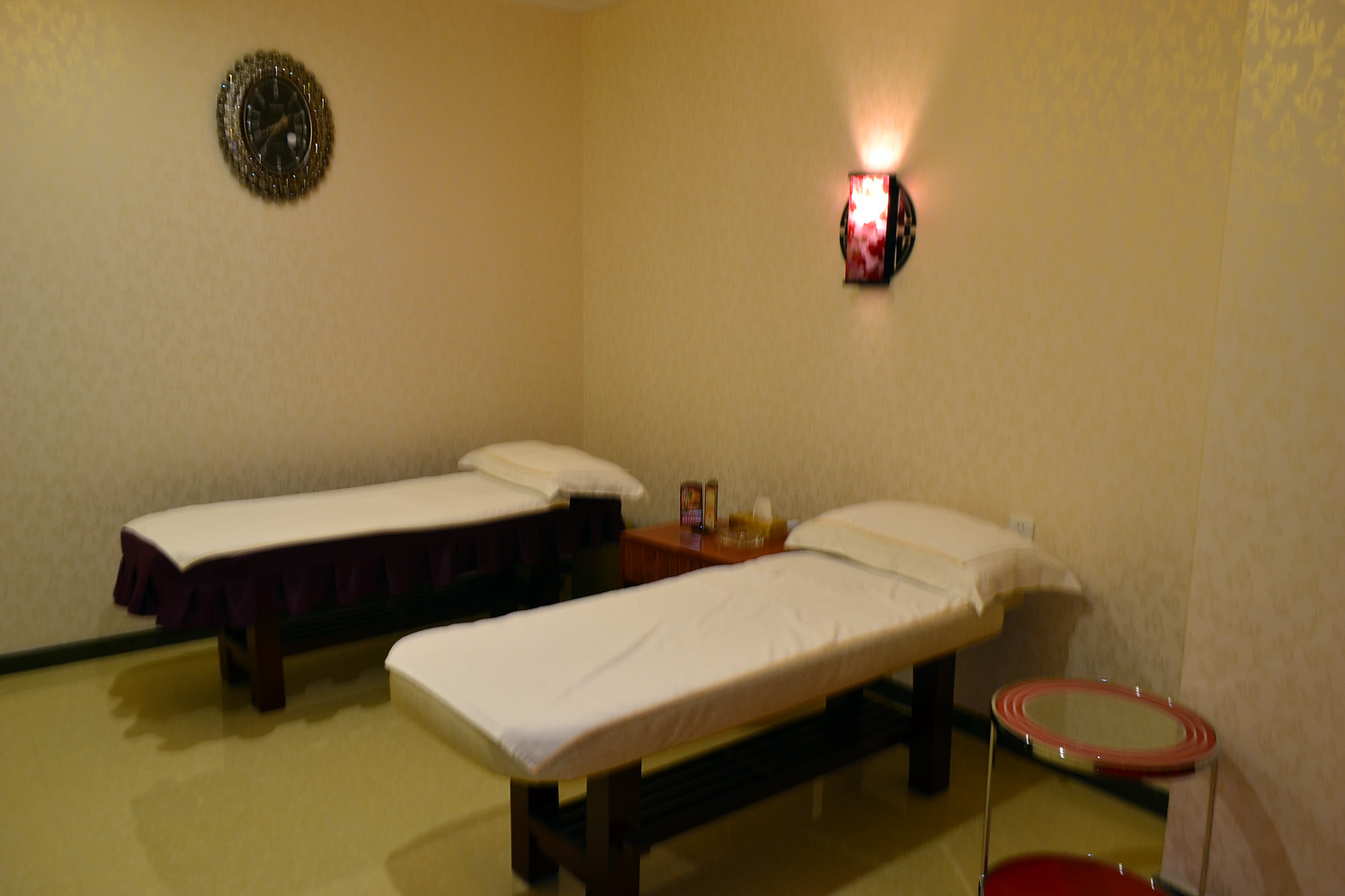 Minghan Holiday Hotel (Zhuhai Doumen Xinqing Science and Technology Park) 3*