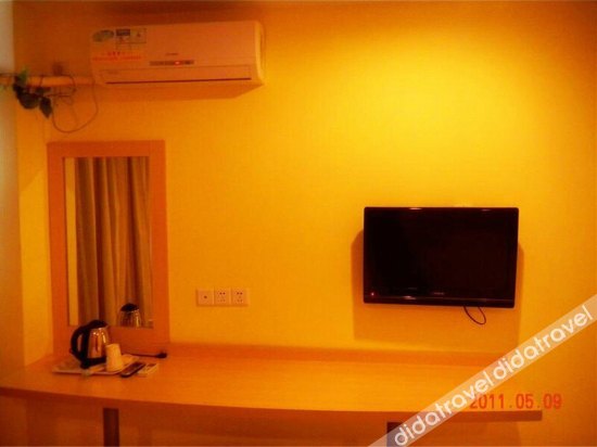Heyi Express Hotel (Zhuhai Weichuangli Industrial Park) 2*