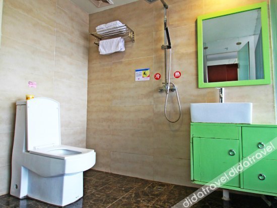 Ai sheng Hotel(Foshan Lecong Furniture City) 3*