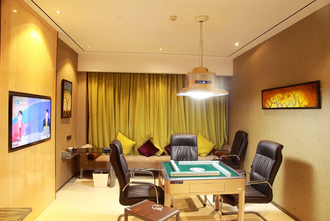 YESIER S HOTEL 3*