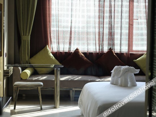 YESIER S HOTEL 3*