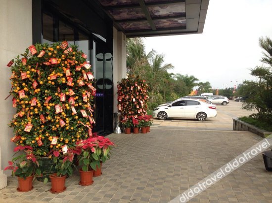 YESIER S HOTEL 3*