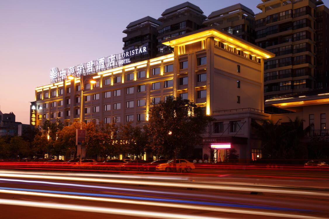 YESIER S HOTEL 3*
