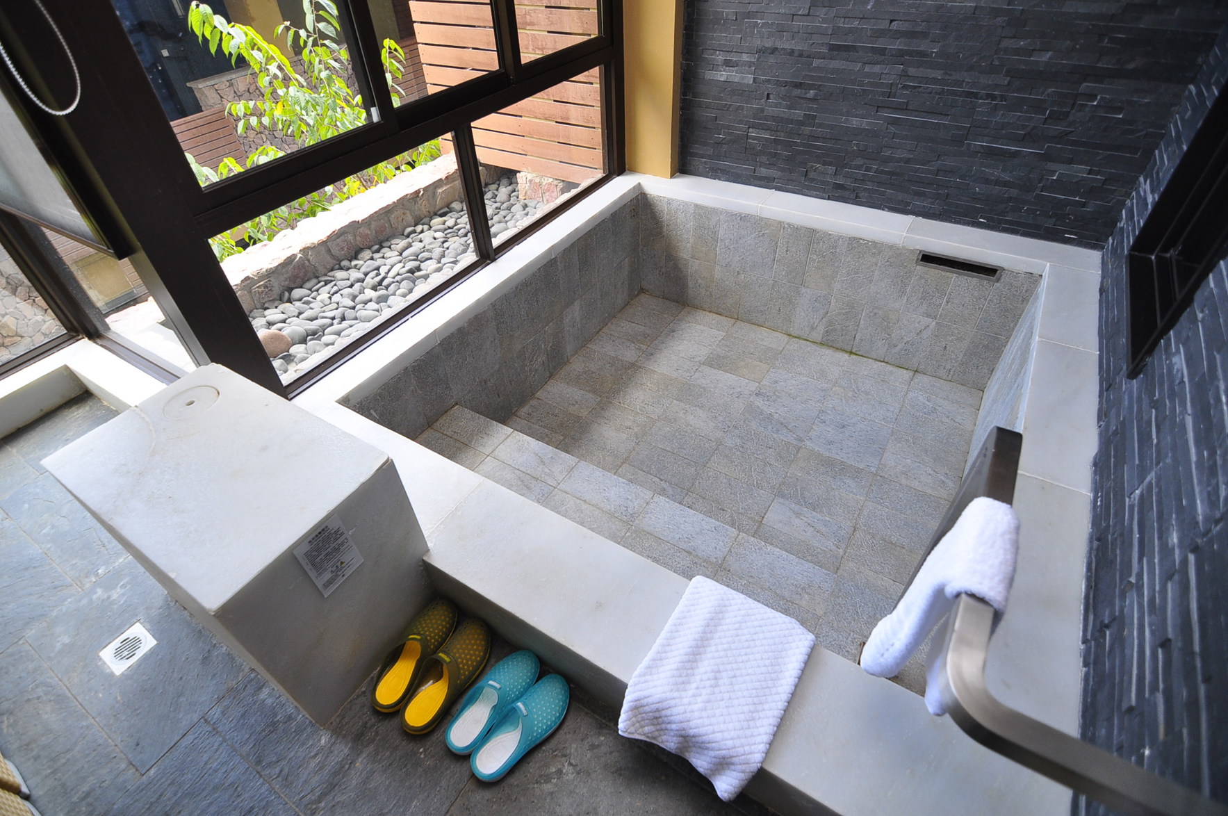 Jinfang Hot Spring Banshan Hotel 5*