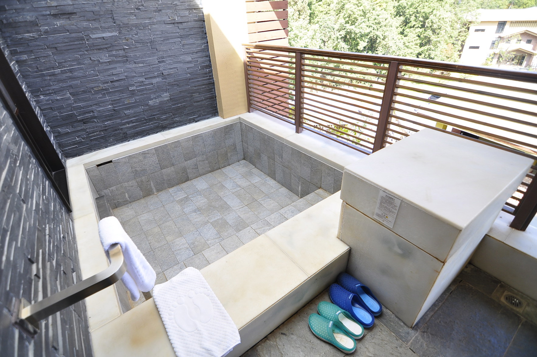 Jinfang Hot Spring Banshan Hotel 5*