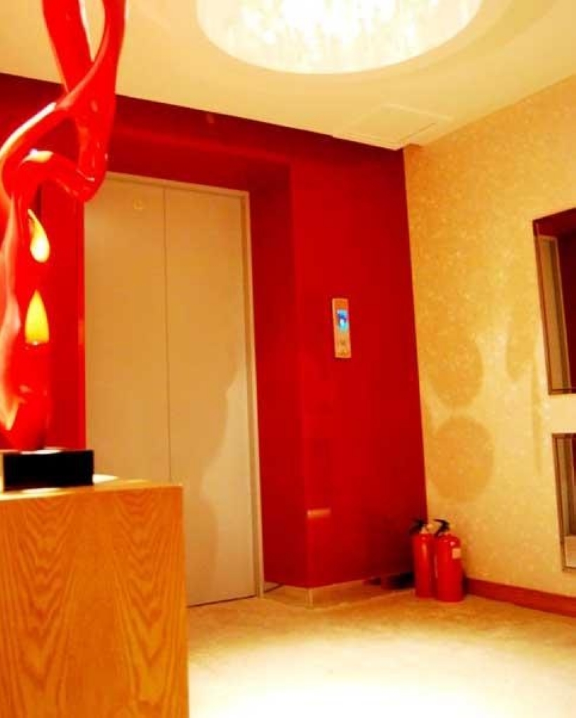 Super 8 Hotel Premier (Fushun North Railway Station, Jiangjun) 2*