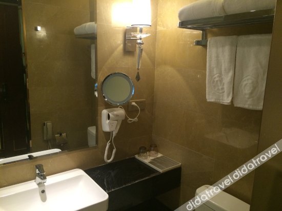 Chang'an International Hotel 3*