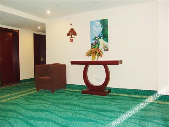 GreenTree Business Hotel (Tianjin Meijiang Convention Center) 2*