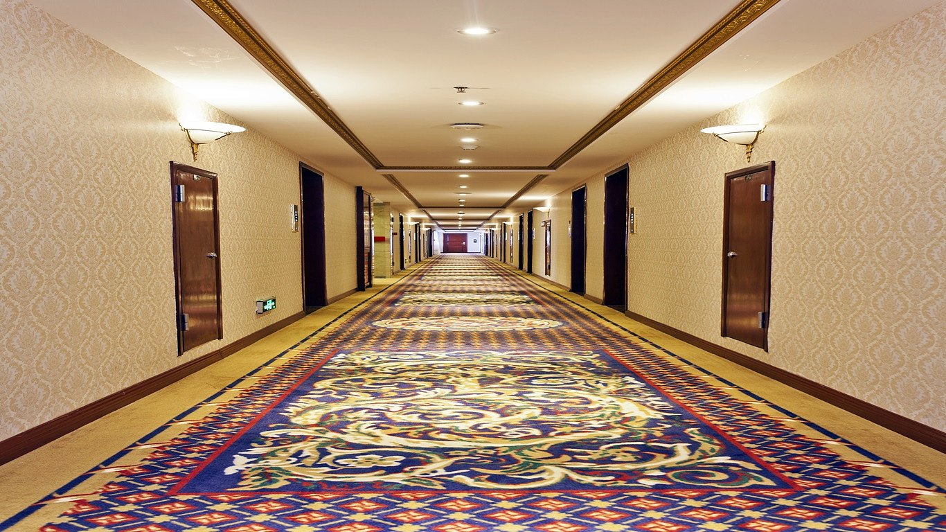 Hongchanglong Hotel 2*