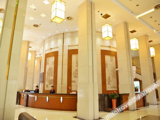 Academic Exchange Center of Central China Normal University (Guiyuan Hotel) 3*