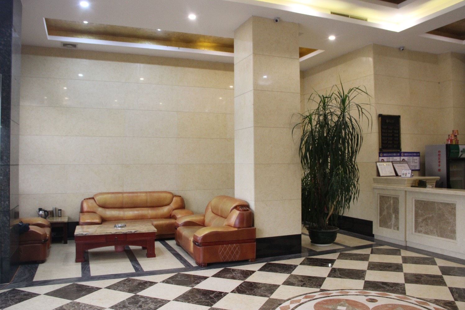 Express Hotel (Huizhou Zhongkai No. 2 Middle School) 2*