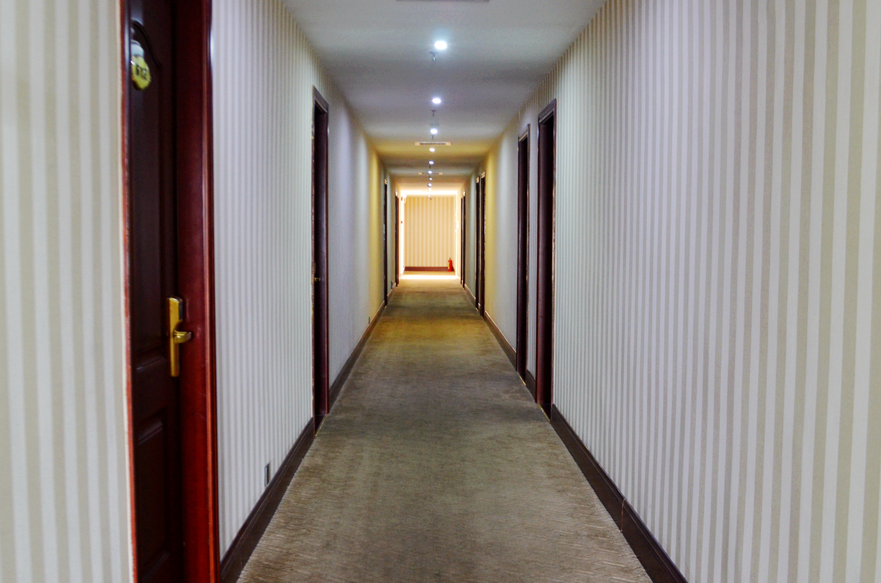 Express Hotel (Huizhou Zhongkai No. 2 Middle School) 2*